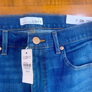 LOFT Chewed Hem Slim Pockets Skinny Crop Jeans